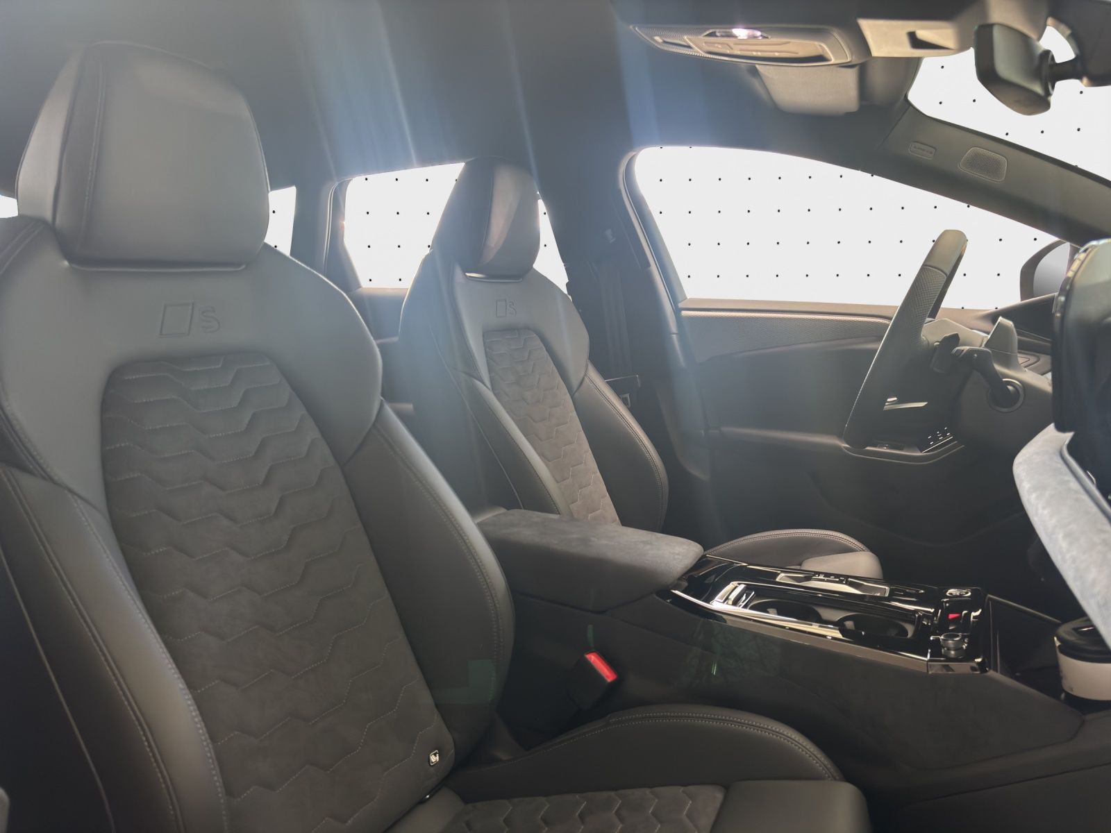 Audi A6 e-tron - Bild 4