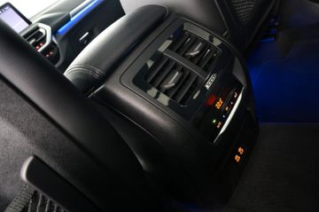 BMW X3 xDrive30d M Sport PANO RFK AHK 20" 1.Hand