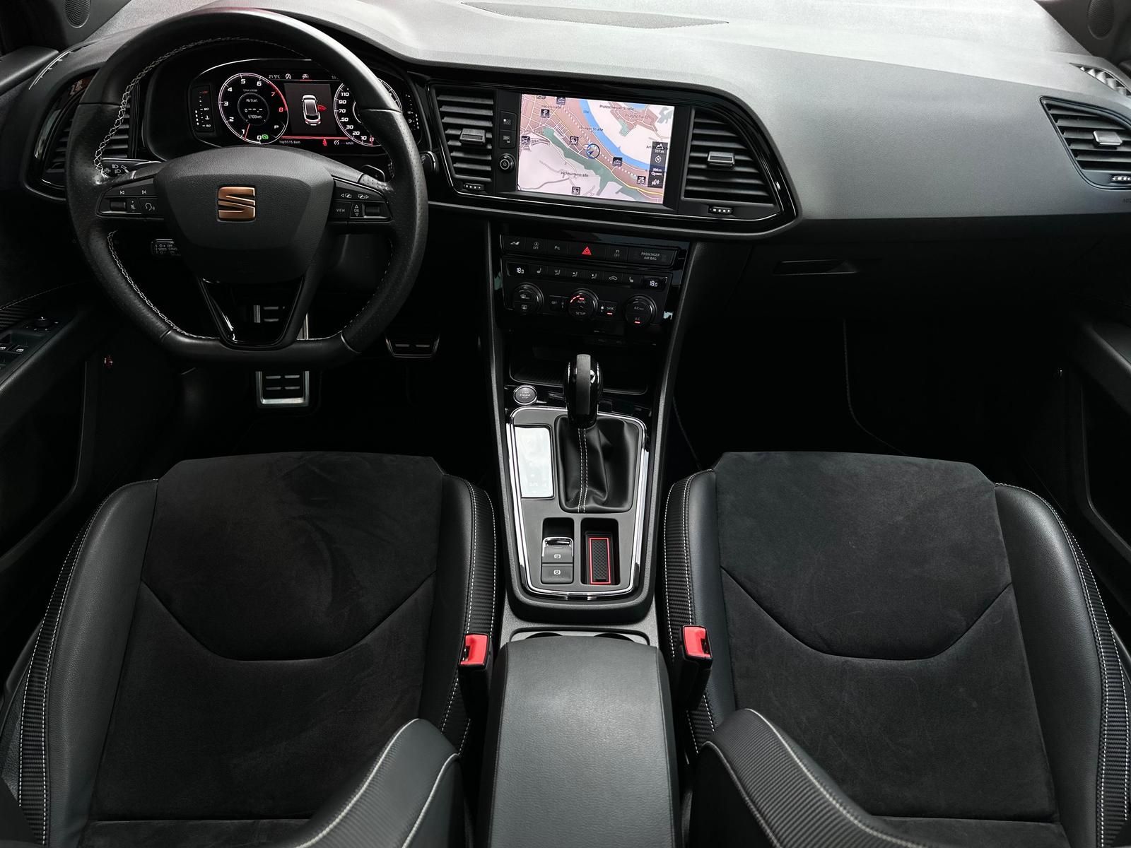 SEAT Leon ST 2.0TSI CUPRA 300 4DRIVE LED#PANO#ACC#SHZ - Image 10