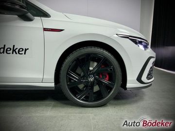 Volkswagen Golf VIII 2.0 TSI DSG GTI Black-Style Bluetooth