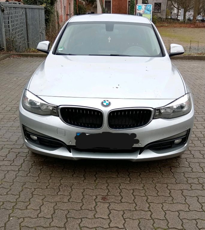Image of BMW 320