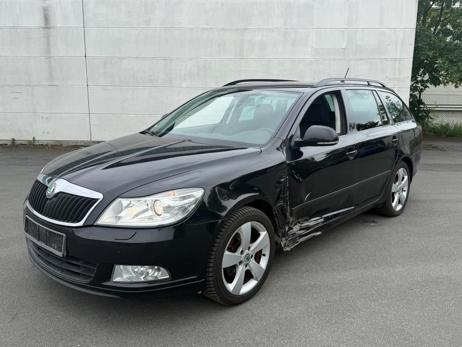 Skoda Octavia 2.0TDI Combi Sport Edition*2.Hand*Navi*