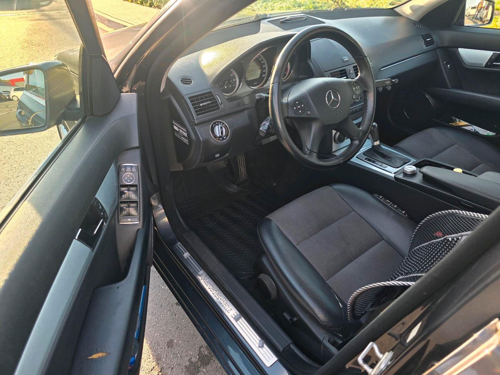 Mercedes-Benz C220 2009 — photo 5