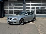 BMW M5 Lim. *TOP Zustand/Tüv+Service+Bremsanlage Neu - gebrauchte BMW M5 aus dem Jahr 2005