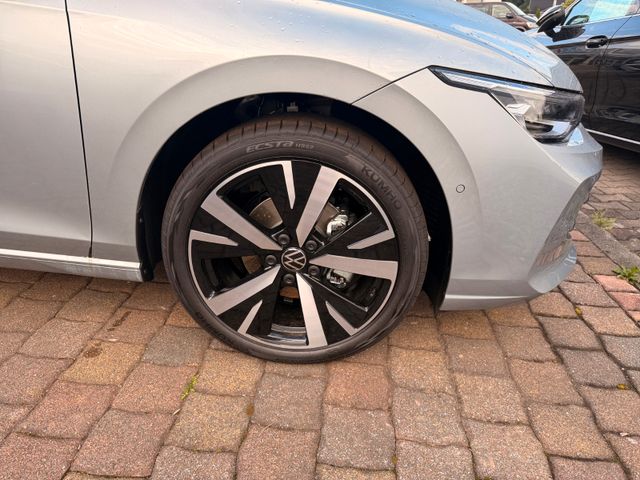 Volkswagen Golf 8.5 1.5 eTSI 150PS Style, LED, AHK, KAMERA