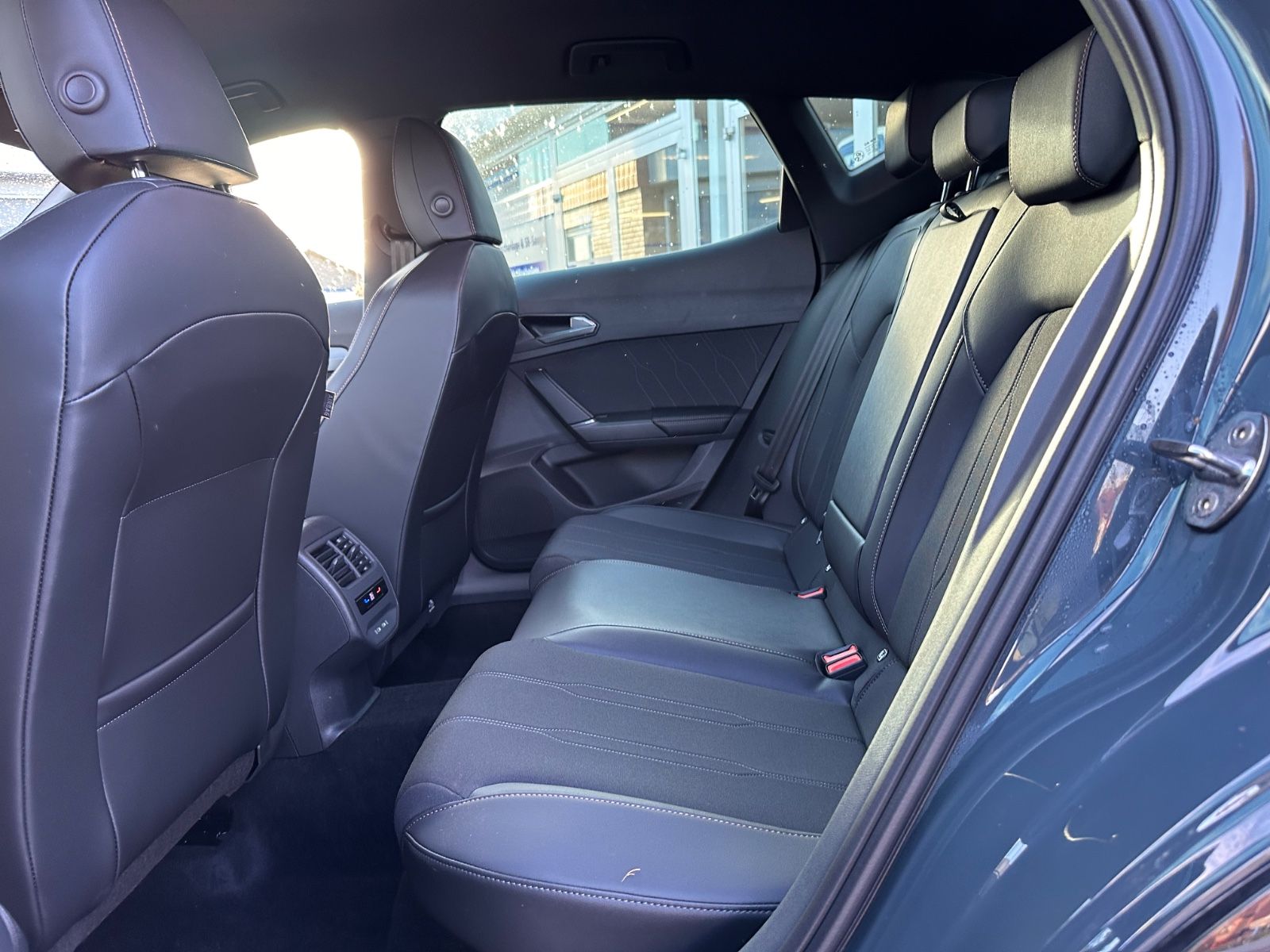 Fahrzeugabbildung CUPRA Formentor 1.5 eTSI DSG ACC/LED/APP/GJR/SHZG