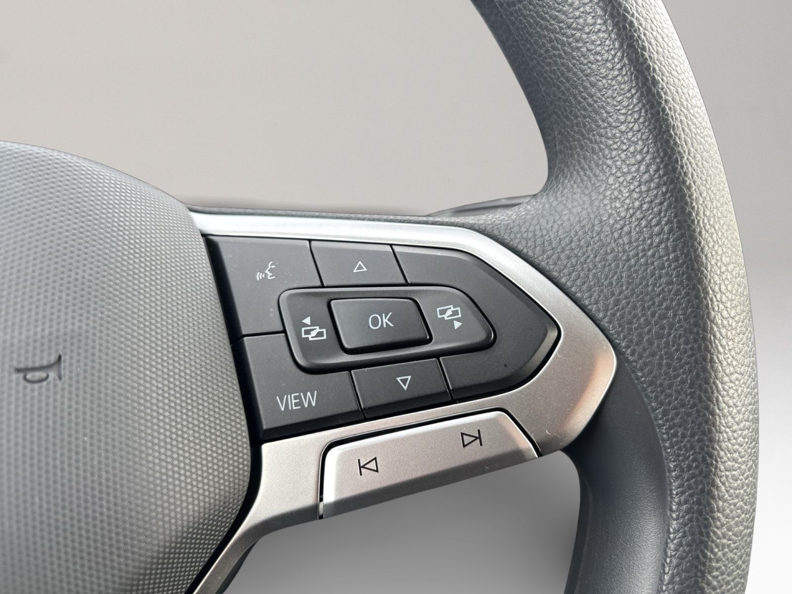 T-Cross 1.0 TSI, Sitzhzg, App, Multilenkrad, LED