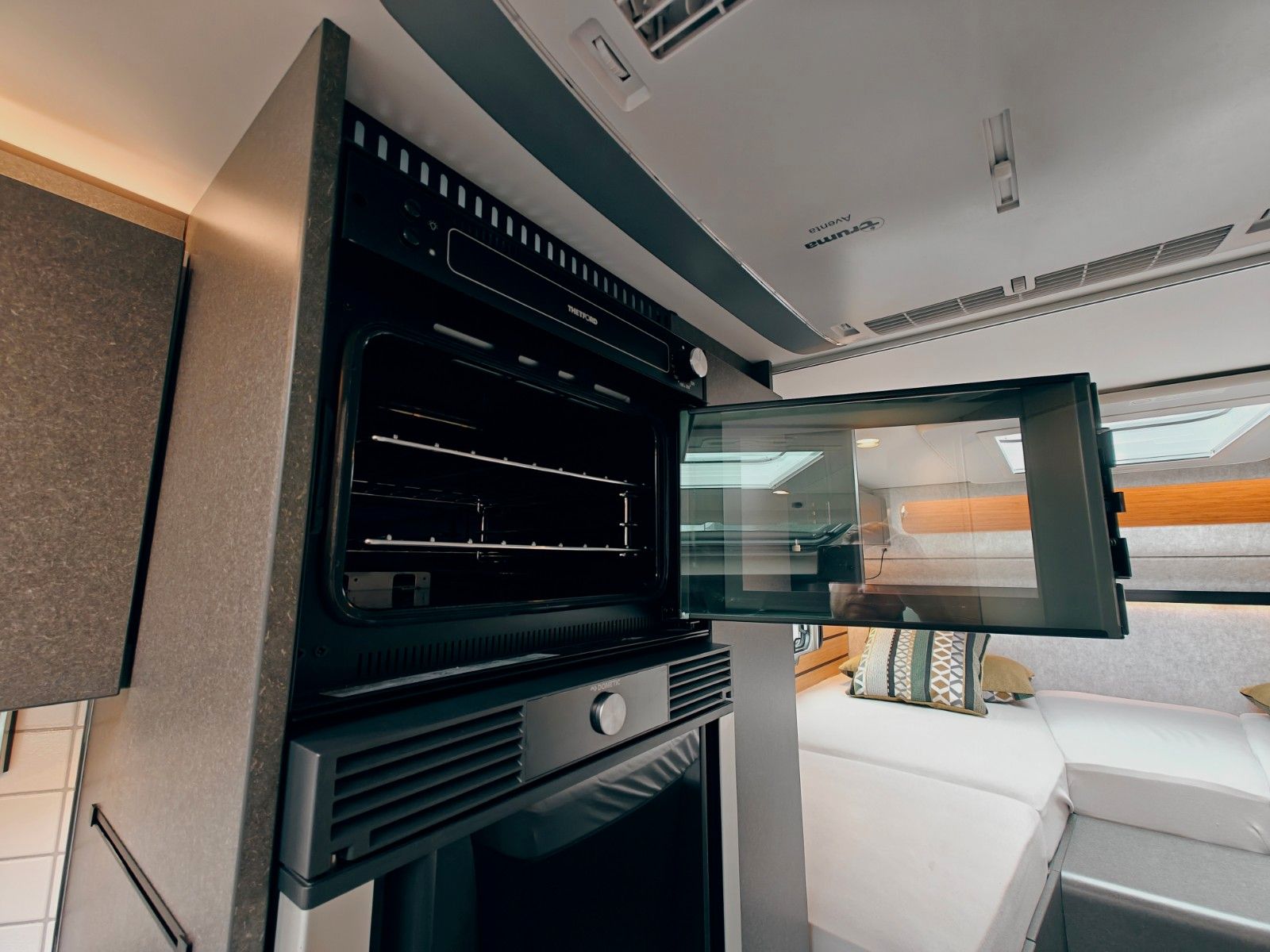 Fahrzeugabbildung HYMER / ERIBA / HYMERCAR ML - T 580 4x4² STORMTROOPER