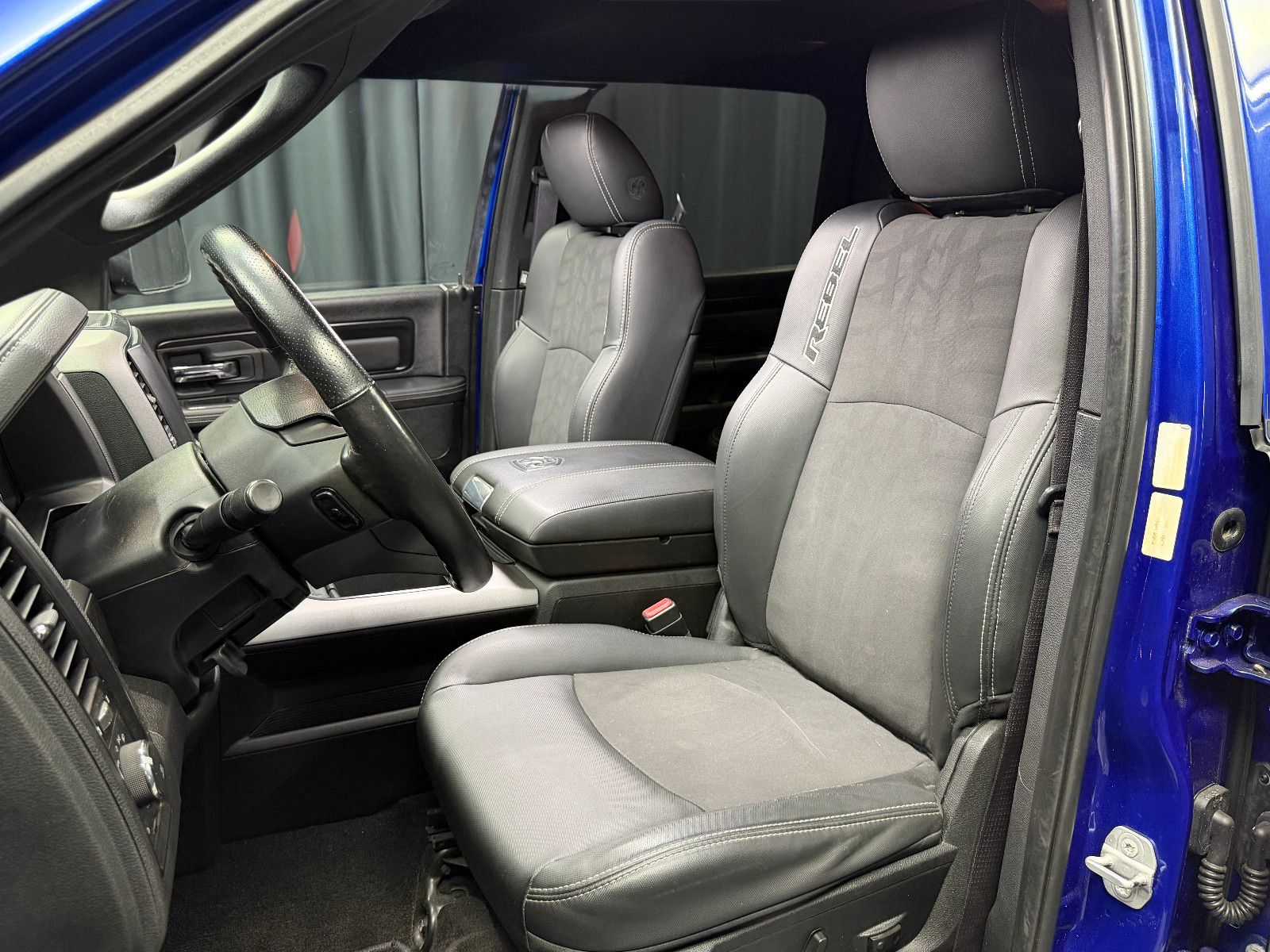 Fahrzeugabbildung Dodge Dodge RAM 1500 5.7 V8 4x4 REBEL|LPG|NAVI|KAMERA|