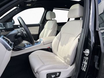 BMW X7 - 10