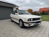 BMW 325 ix - BMW 325 aus 1989: 325i