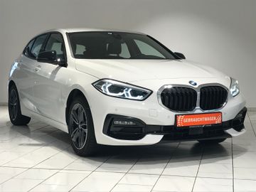 BMW 118i Lim. Sport Line LED KAM KLIMA PDC NAV SHZ