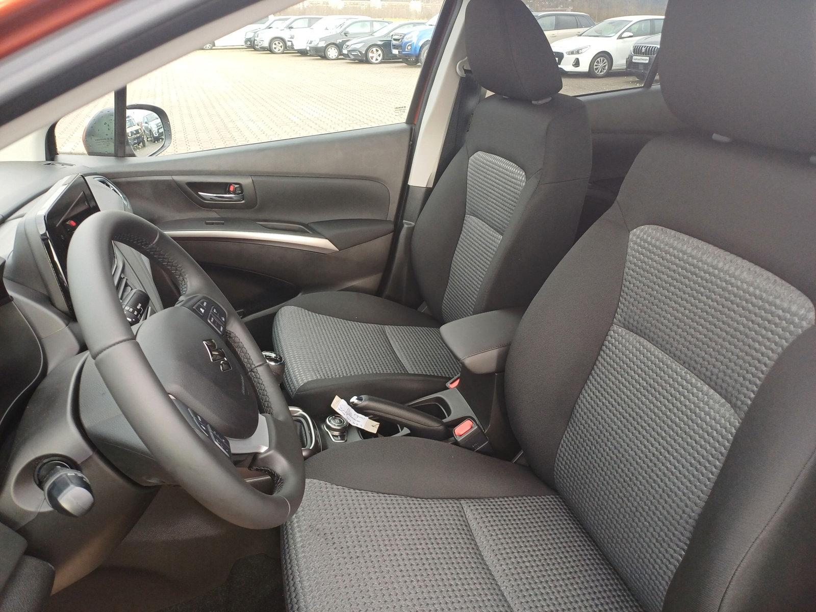 Suzuki S-CROSS 1.4 COMFORT ALLGRIP HYBRID