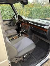 Mercedes-Benz G 230 - Mercedes-Benz G 230: 5 Türen