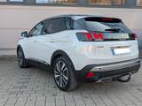 Peugeot 3008 HYBRID4 300 e-EAT8 GT | AWD | Focal | Pano - Peugeot 3008 Hybrid (/Elektro) Hybrid4 mit Benzin-Antrieb