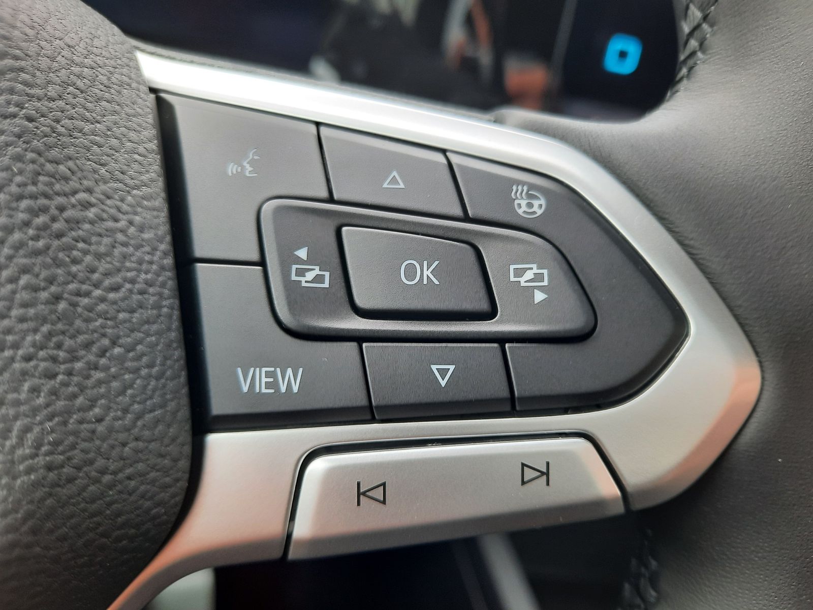 Fahrzeugabbildung Volkswagen Golf 2.0 TDI LED PANO VIRT. COCKPIT 18* ALU