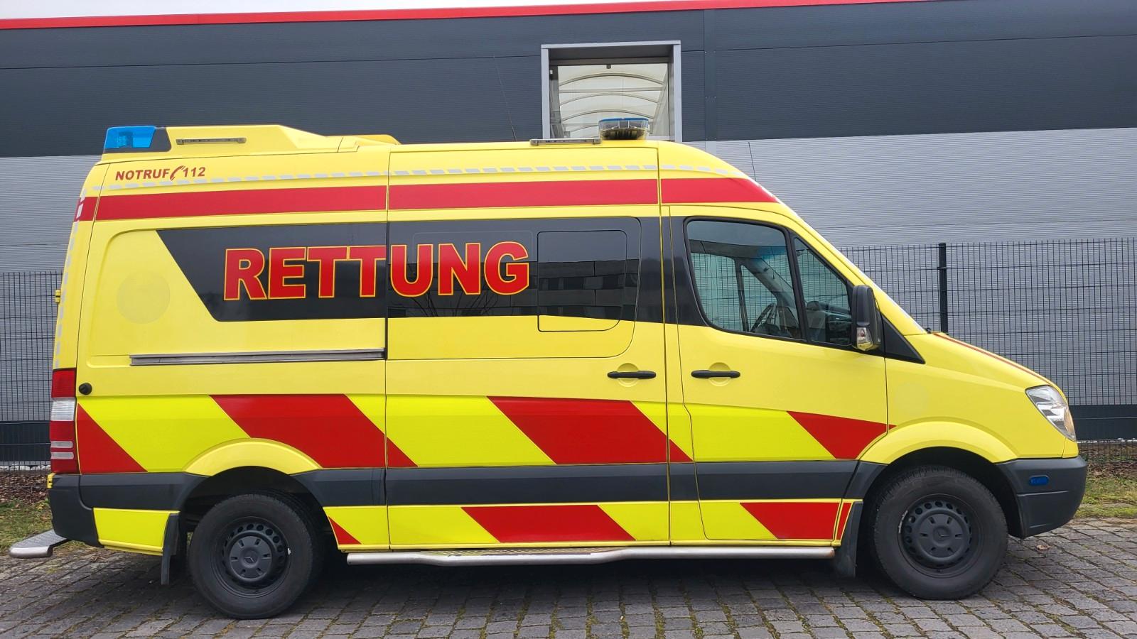 Mercedes-Benz Sprinter II 316 CDI. Rettungswagen.