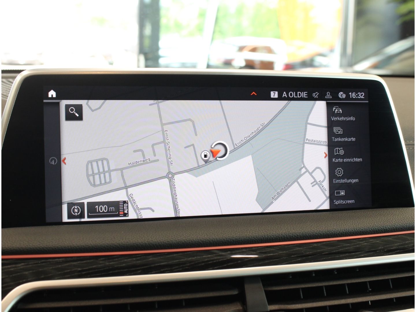 Fahrzeugabbildung BMW 740 d xDrive Laserlicht Standhzg.*HUD*Laser