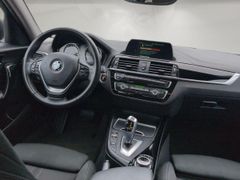 BMW 118 i Sport Line Automatik~Kat Deffekt