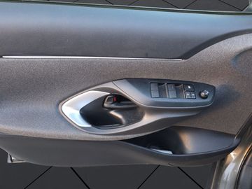 Toyota Yaris Cross - 10