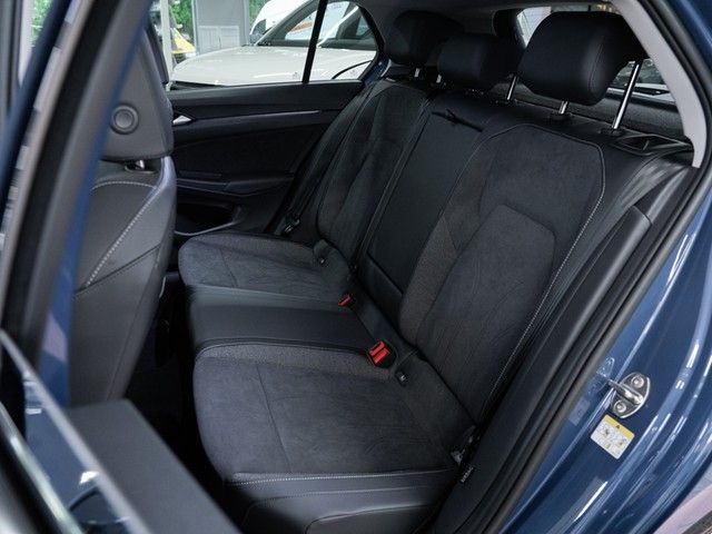 Golf Style eHybrid DSG AHK Business&Komfort IQ L