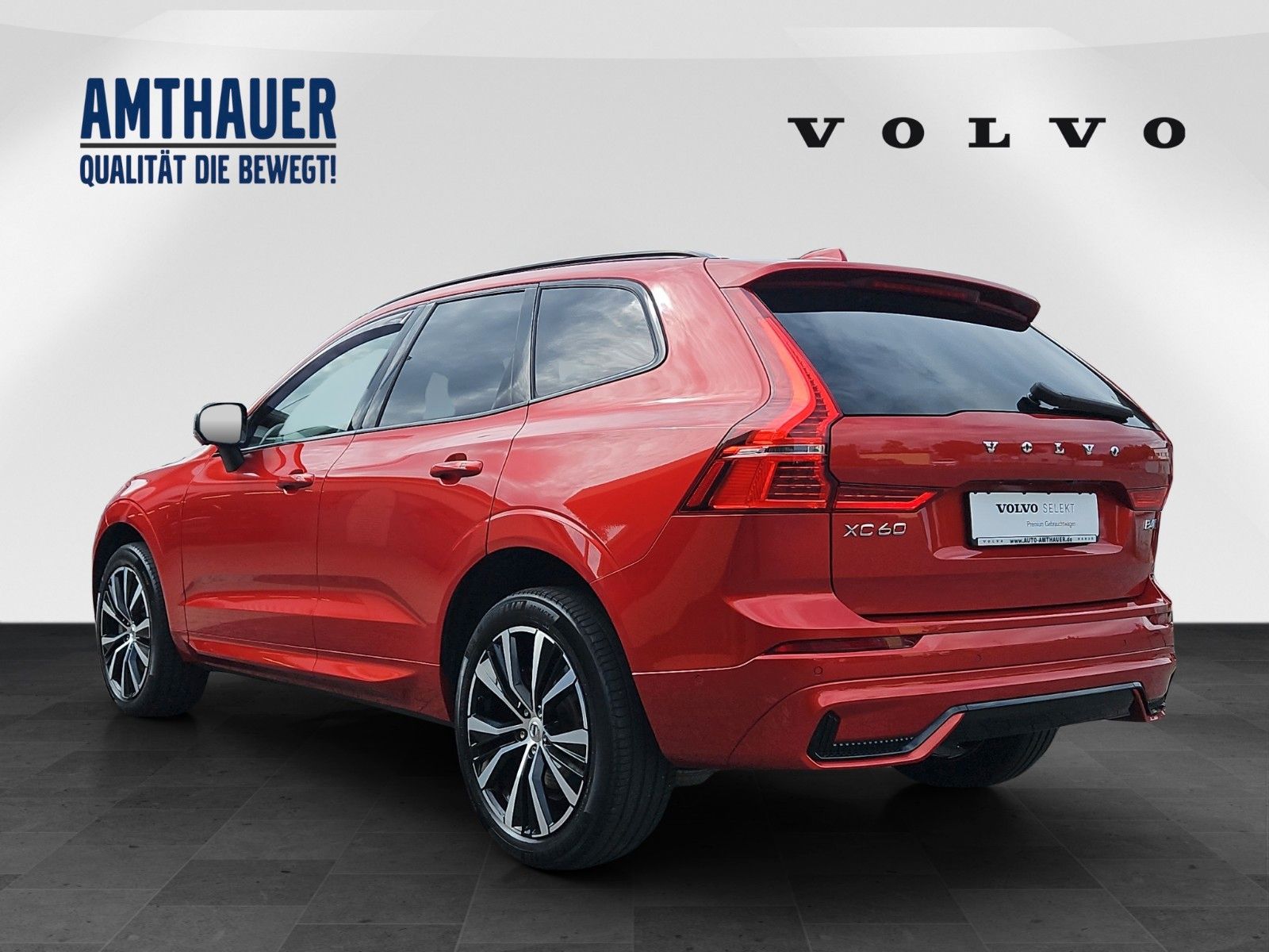 Volvo XC60 B4 AWD Ultimate Dark VOLL Luftf B&W foto 4