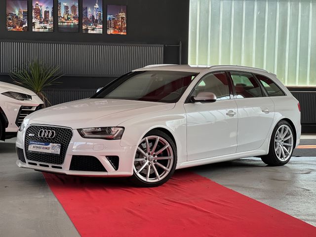 Audi RS4 Avant 4.2 FSI Navi 19" 1.Hand Audi Service