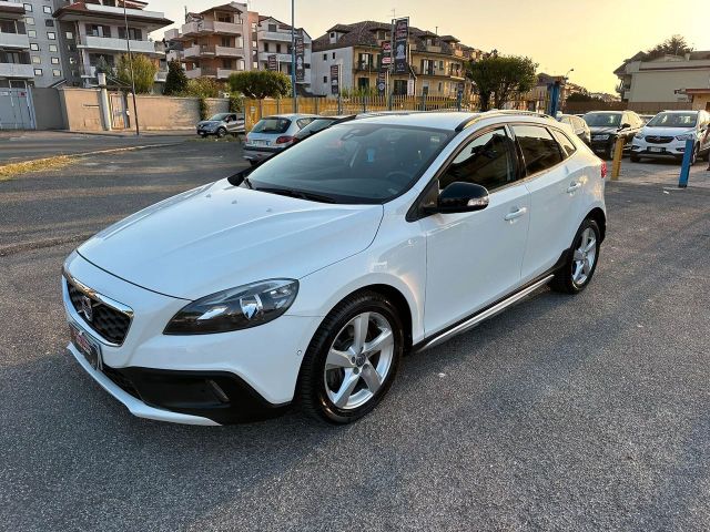 Volvo VOLVO V40 CROSS COUNTRY D3 2.0DIESEL 150CV AUTOM