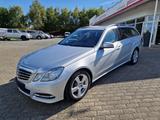 Mercedes-Benz E 350 E -Klasse T-Modell E 350 4Matic - Mercedes-Benz E 350 aus 2010: 4matic