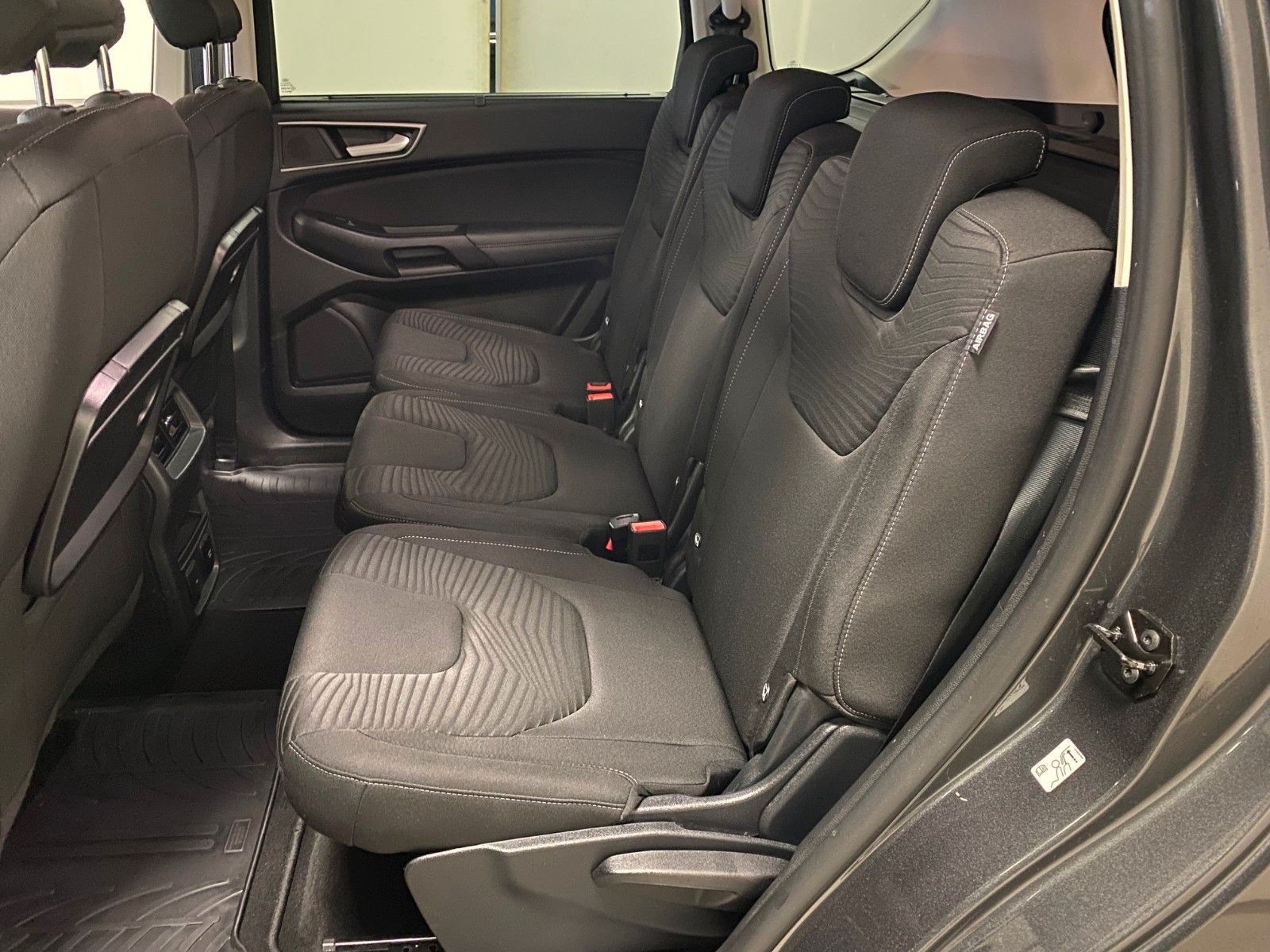 Fahrzeugabbildung Ford S-Max 2.0 TDCI EcoBlue Edition+NAVI+AHK+KAMERA++