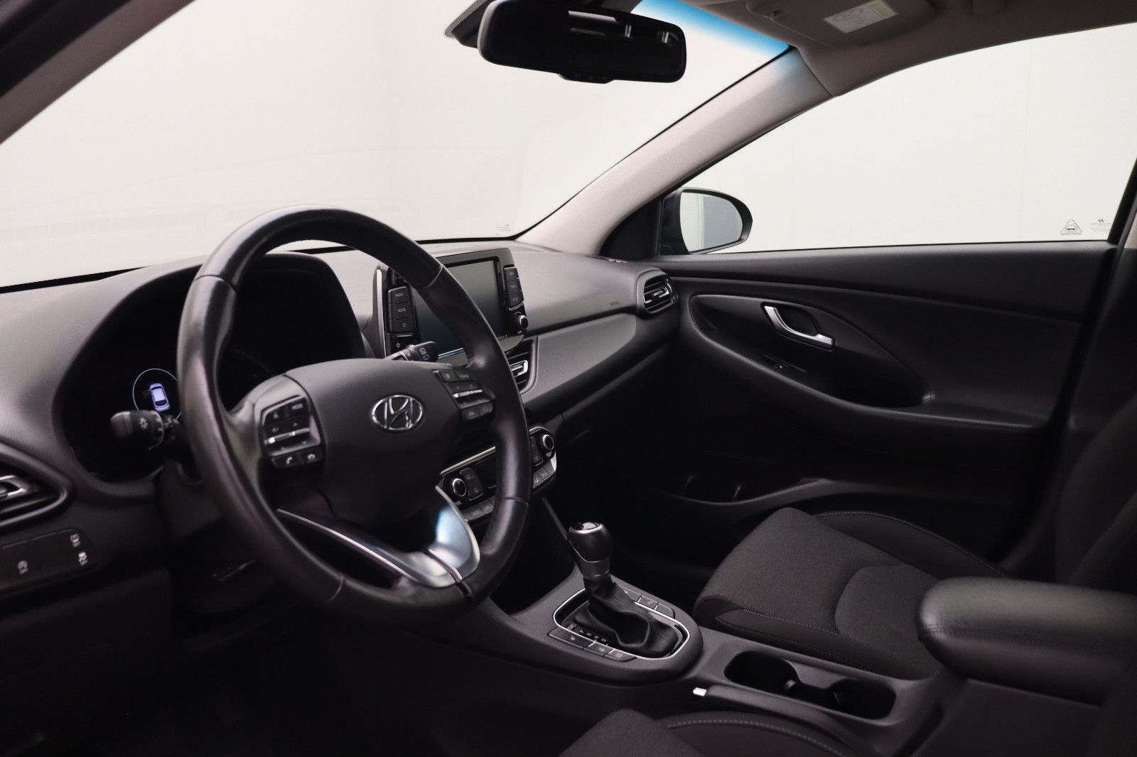 Fahrzeugabbildung Hyundai i30 Kombi 1.6 CRDi Trend Automatik