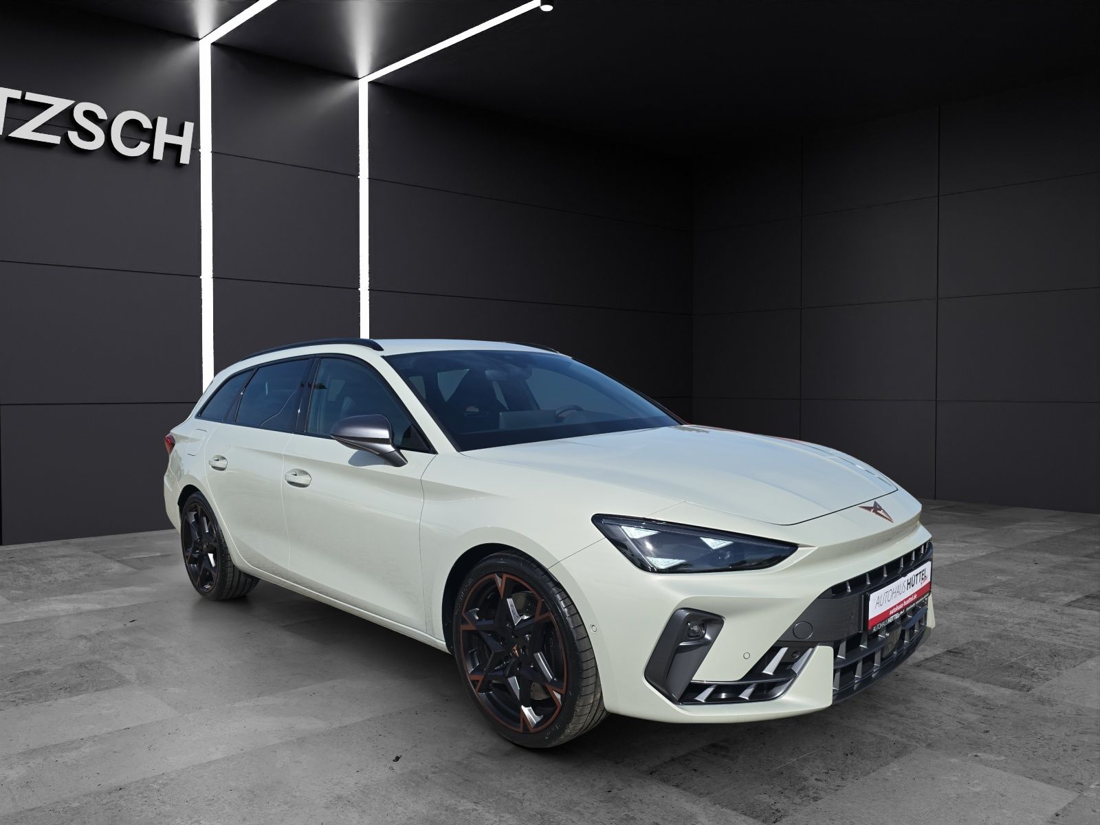 Fahrzeugabbildung CUPRA Leon Sportstourer 2.0 TSI  4Drive VZ DSG AHZ KAM