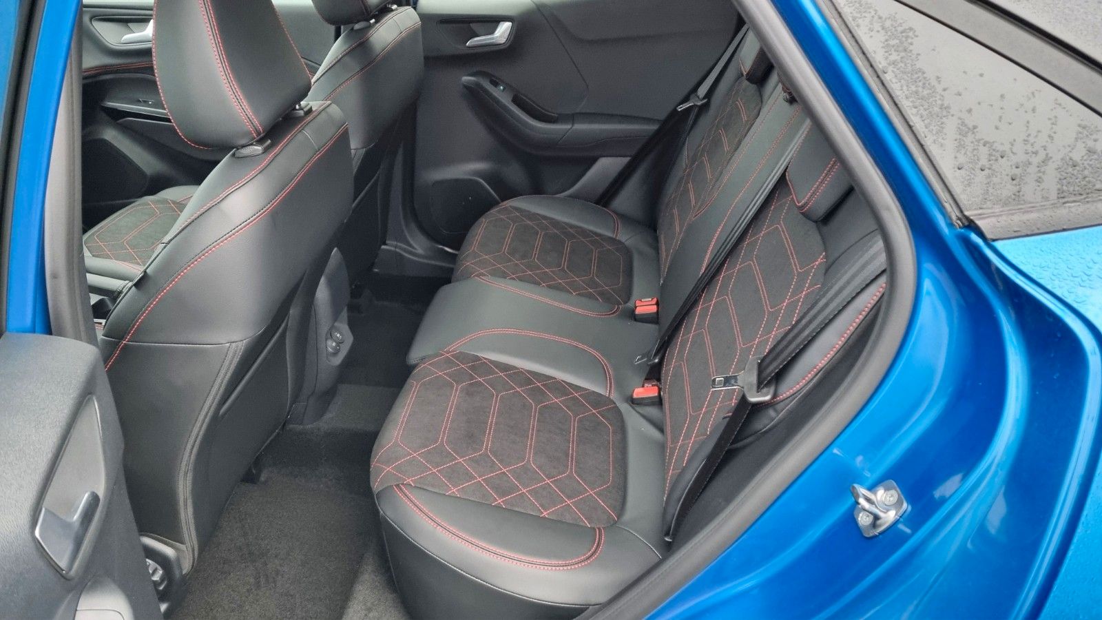 Fahrzeugabbildung Ford Puma Hybrid ST-Line X