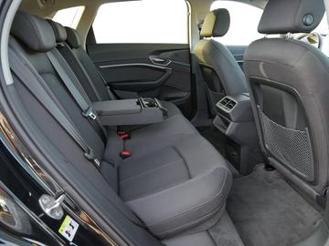 صورة مصغرة 17 لـ 2023 AUDI Q8 E-TRON