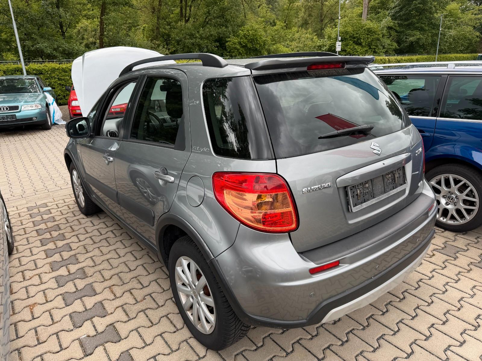 Suzuki SX4 2.0 DDiS 4WD Style Dashcam Navi PDC