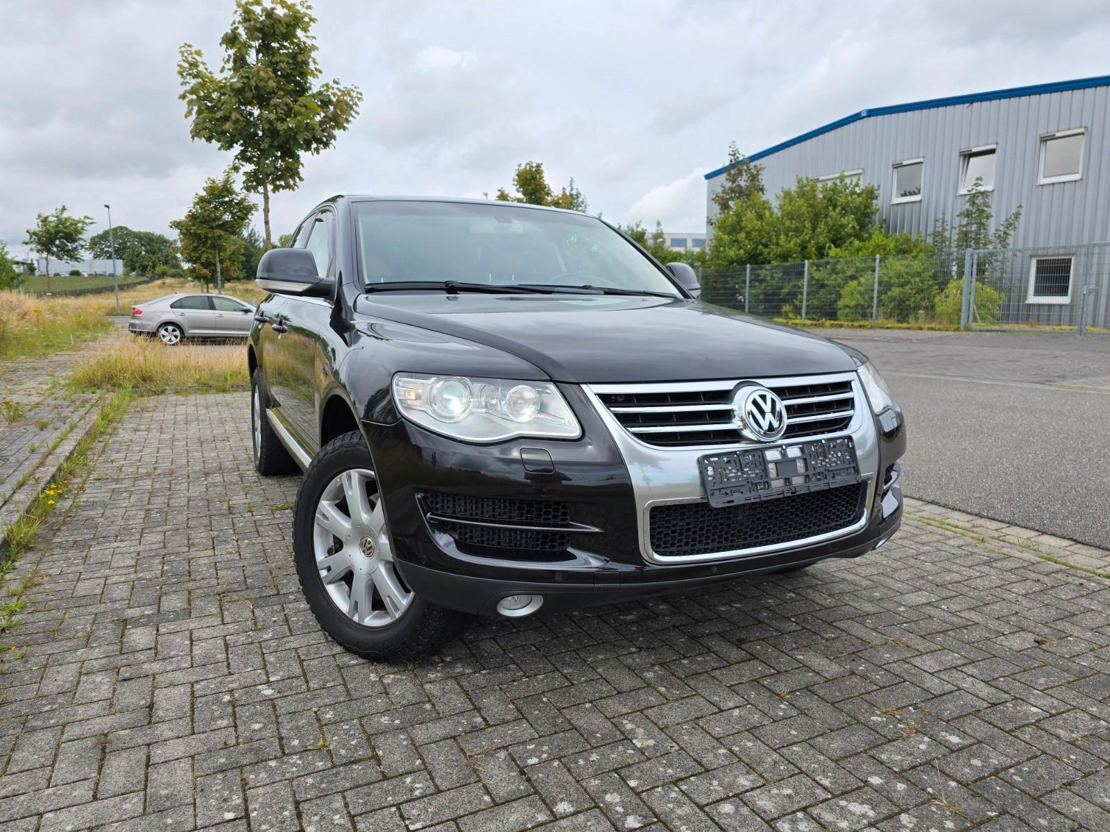 Volkswagen Touareg 3.0 V6 TDI AUTOM,LEDER,NAVI,XENON,EL.GSD