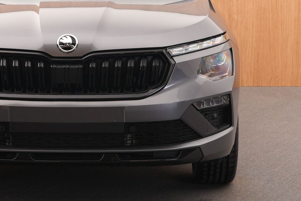 ŠKODA Kamiq Kamiq Monte Carlo 1.5 TSI DSG – Bild 10 von 13