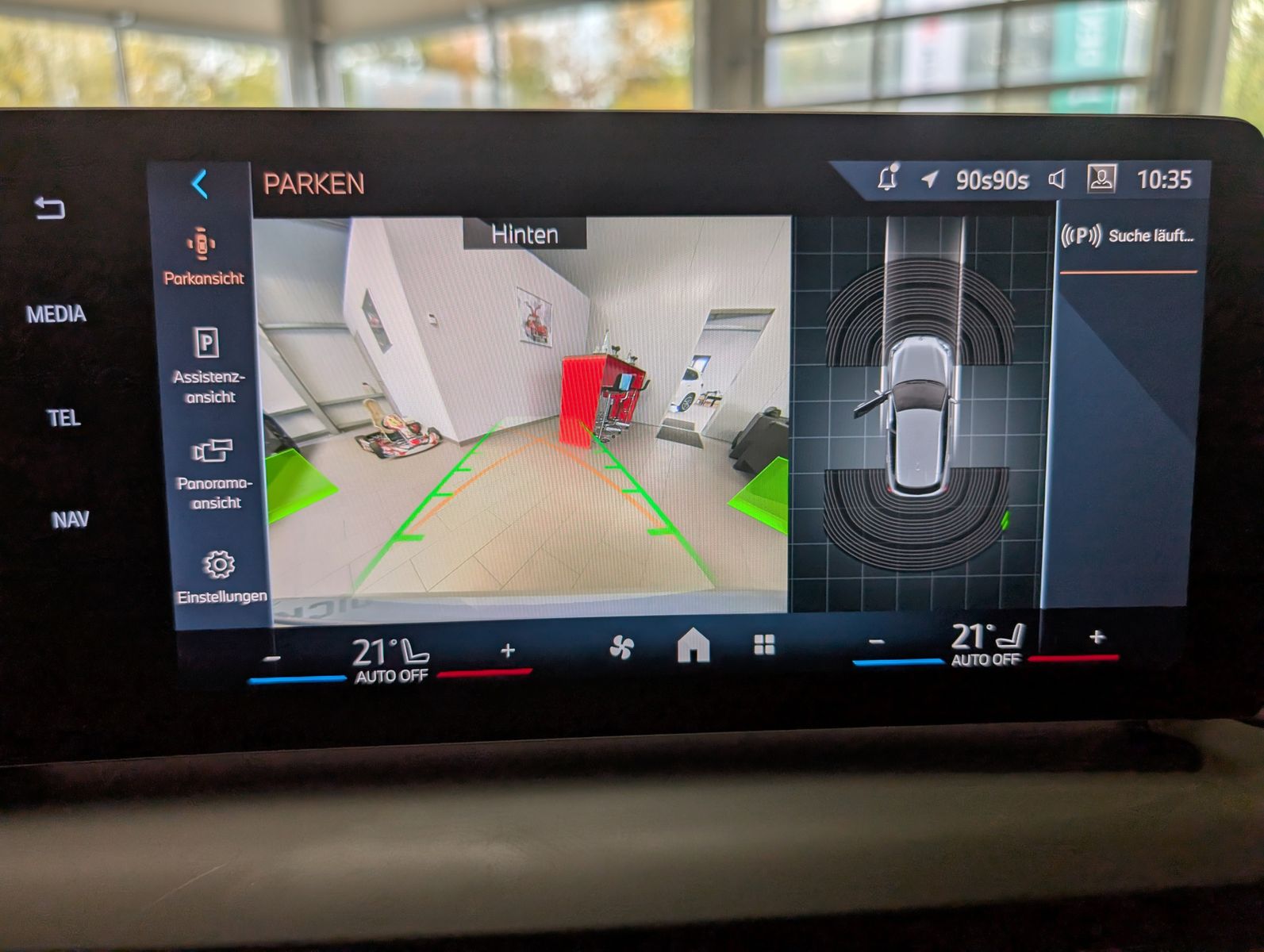 Fahrzeugabbildung BMW 118 d M-Sport Premium Shadow Cam Pano Alcan 18"