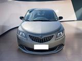 Lancia Ypsilon NUOVA My24 402 Platino 1.0 - Lancia Ypsilon Platino mit Hybrid-Antrieb (Benzin/Elektro)