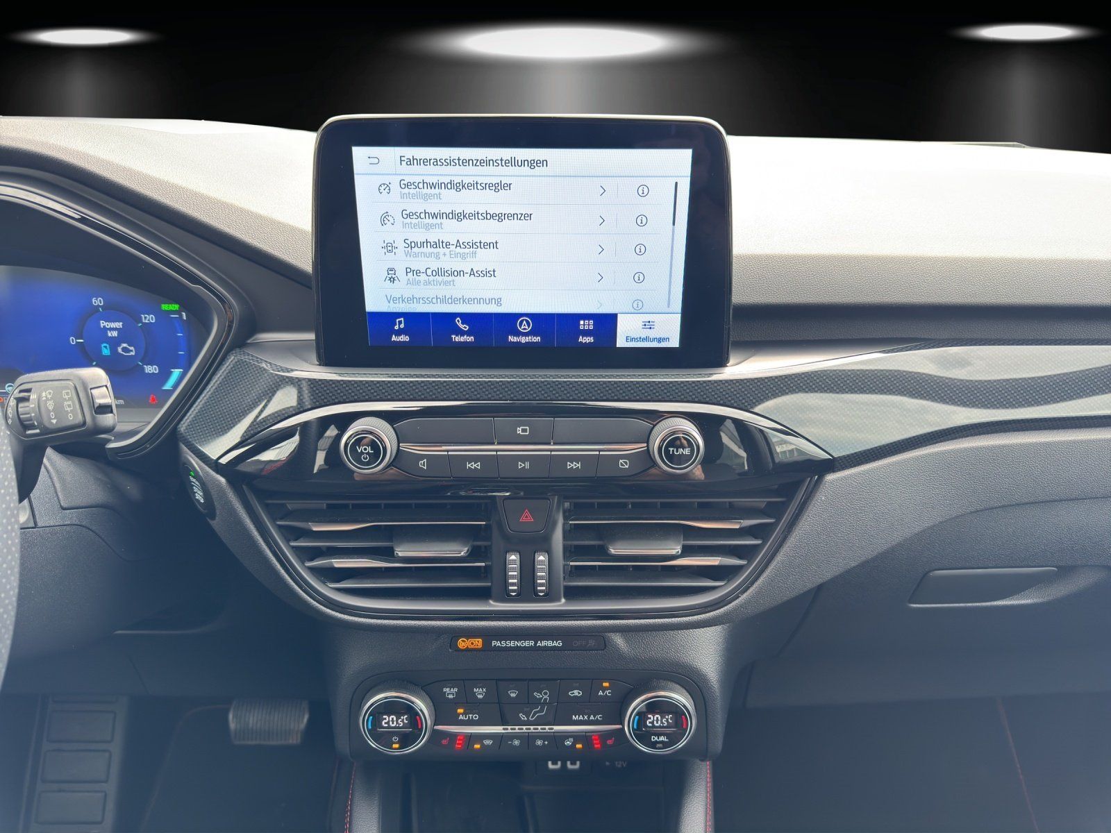 Fahrzeugabbildung Ford Kuga 2.5 PHEV ST-Line Aut./LED/ACC/KAMERA/NAVI/