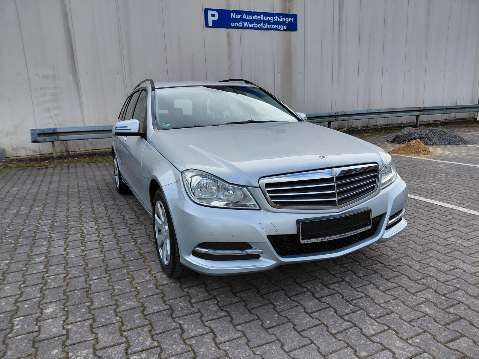 Mercedes-Benz C 180 C T-Modell C 180 T CGI BlueEfficiency