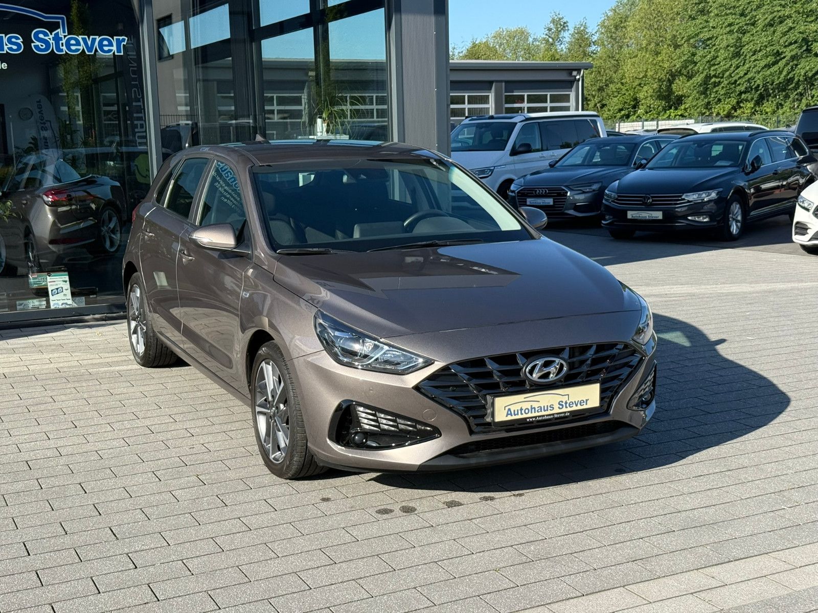 Fahrzeugabbildung Hyundai i30 Trend Mild-Hybr.48V NAVI CAM KLIMA ALLWETTER