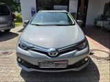 Toyota Auris Touring Sports - Toyota Auris Touring Sports mit Benzin-Antrieb: Kombi