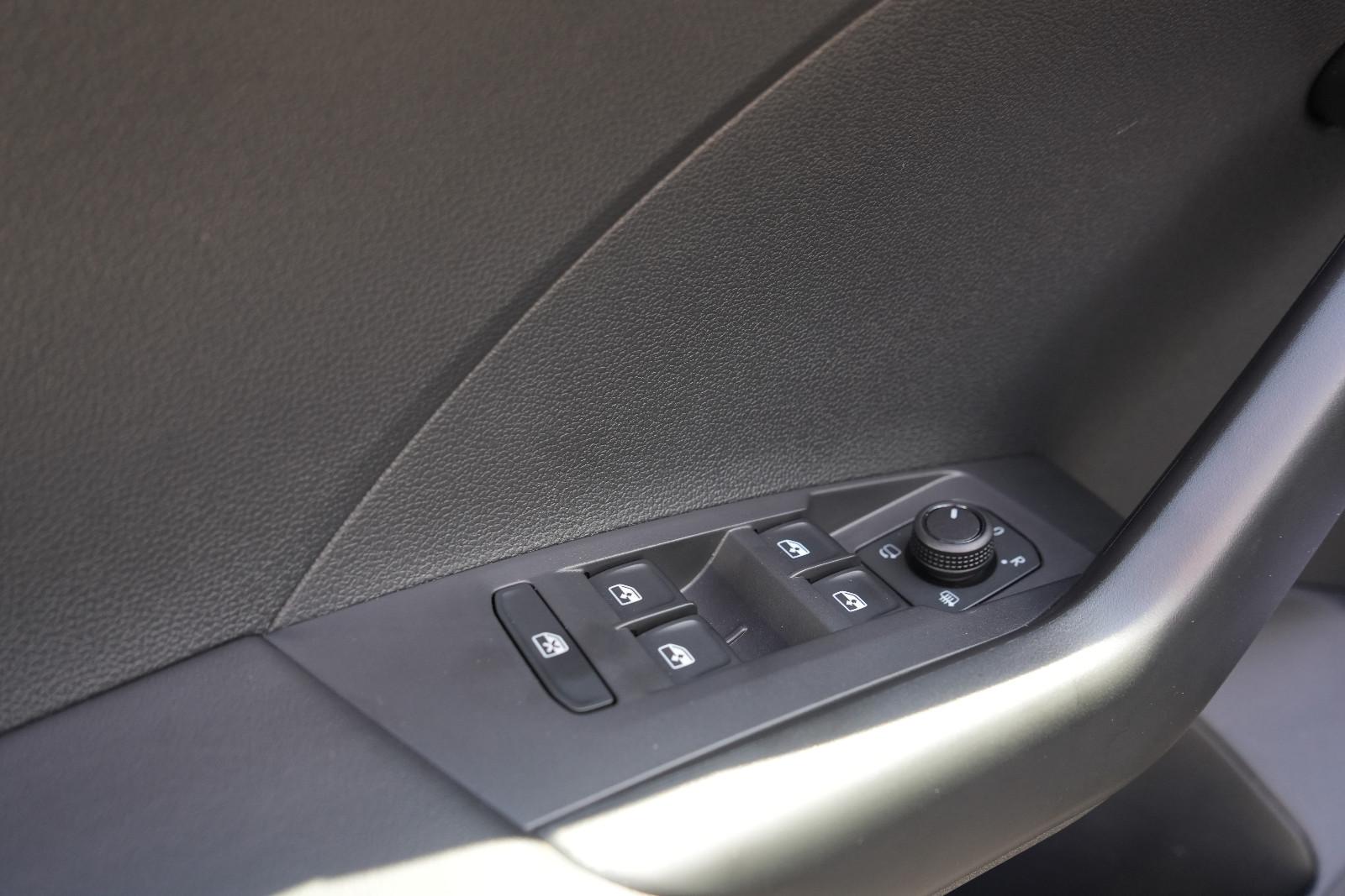 Volkswagen T-Cross TSI Line KAMERA LED ACC Keyless, миниатюра 14