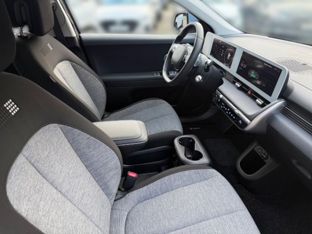 Fahrzeugabbildung Hyundai IONIQ 5 Dynamiq Elektro 4WD +KLIMA+RFK+NAVI+SHZ+