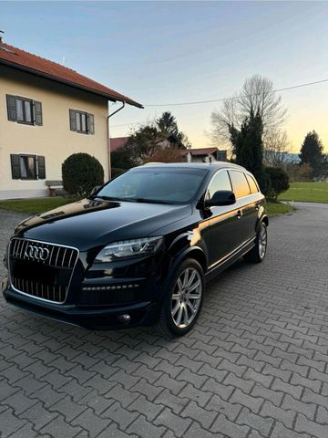 AUDI Audi Q7 4,2TDI