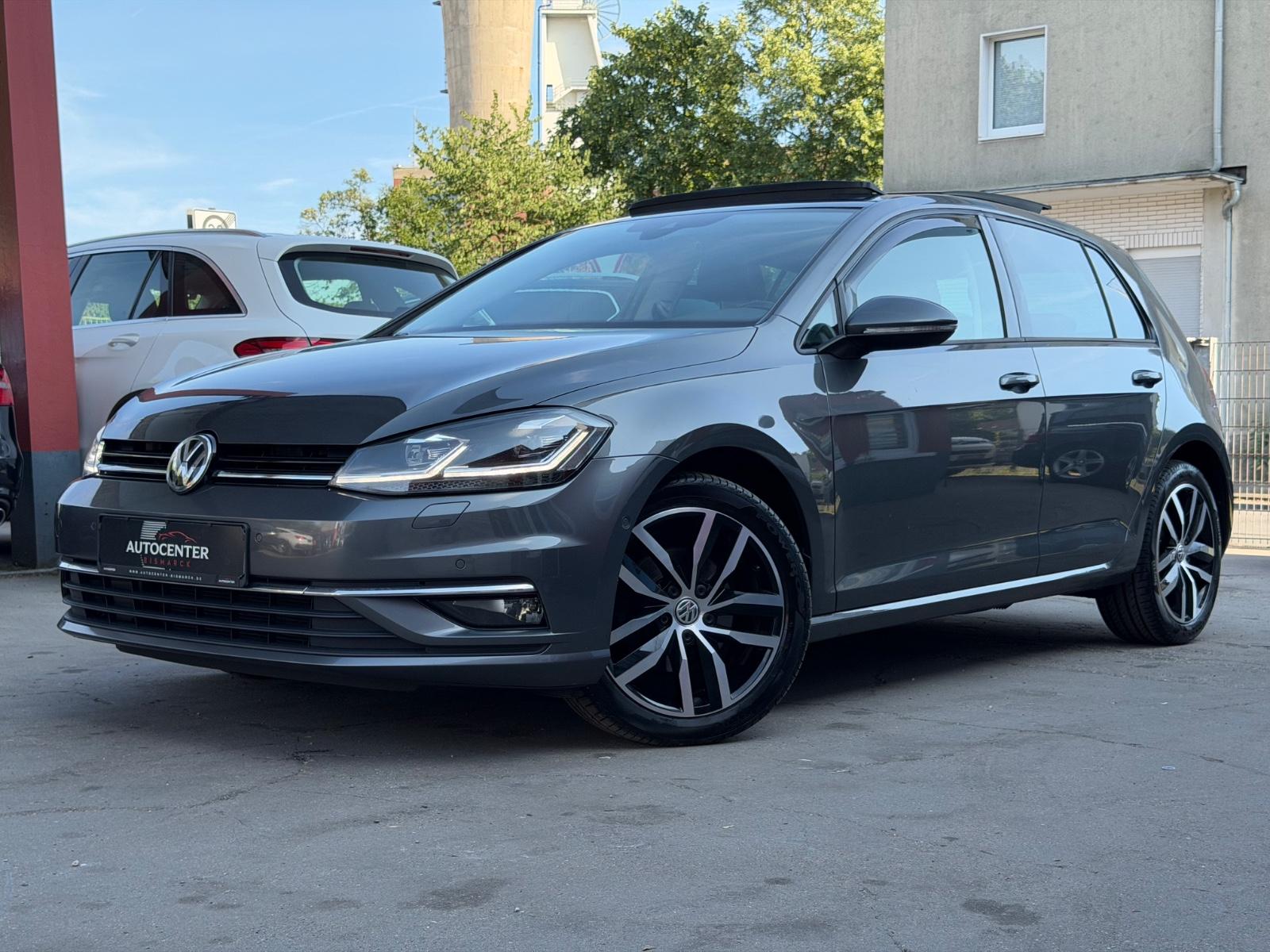 Volkswagen Golf VII Lim. Highline BMT/Start-Stopp*PANORAMA*