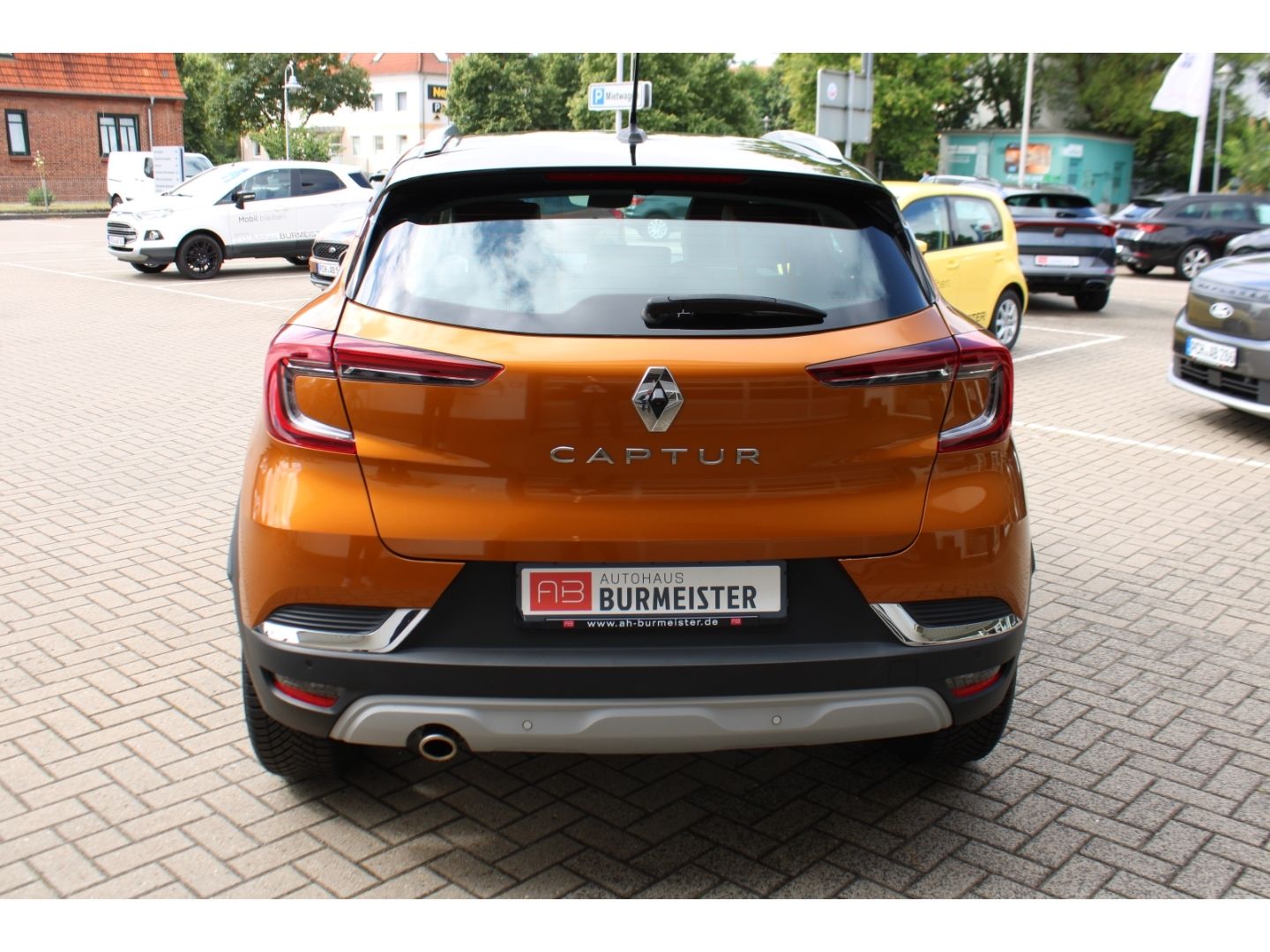 Fahrzeugabbildung Renault Captur II Intens LED GRA PDC RFK Navi StHzg WiPa