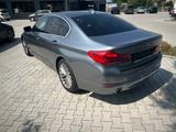 BMW 530 d Luxury Line - BMW 530 mit Diesel-Antrieb: Limousine