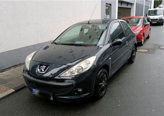 Peugeot Peugot 206+ 1.1L 60ps Klima Bj 2010 170.00...